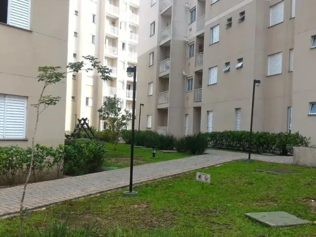 Apartamento 2 quartos e 1 banheiro, para alugar, no bairro Tingui em Curitiba
