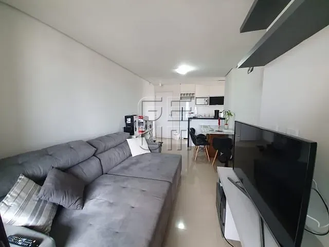 Apartamento com 111m² 3 quartos e 2 banheiros, à venda, no bairro Centro em Londrina