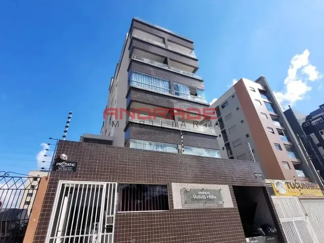 Apartamento 2 quartos e 2 banheiros, para alugar, no bairro Portão em Curitiba