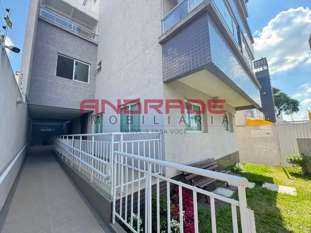 Apartamento 2 quartos e 2 banheiros, para alugar, no bairro Portão em Curitiba