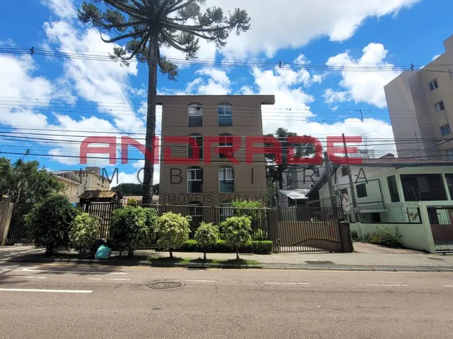 Apartamento 2 quartos e 1 banheiro, à venda, no bairro Alto da Glória em Curitiba