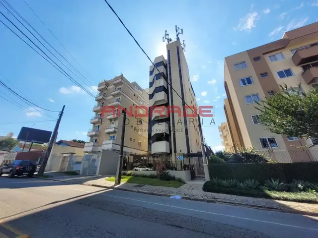 Apartamento 3 quartos e 4 banheiros, para alugar, no bairro Água Verde em Curitiba