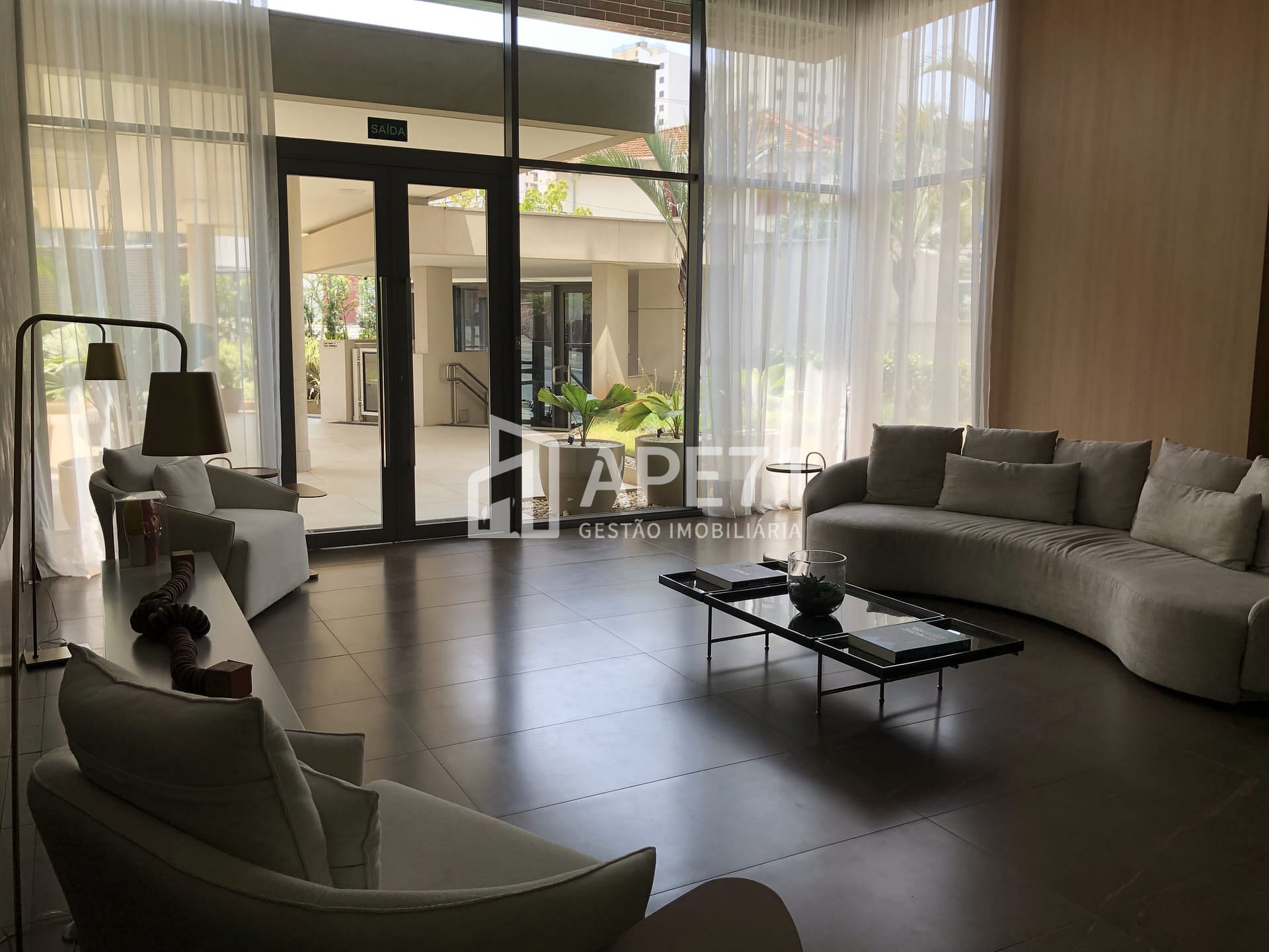 Apartamento à venda com 3 quartos, 135m² - Foto 46
