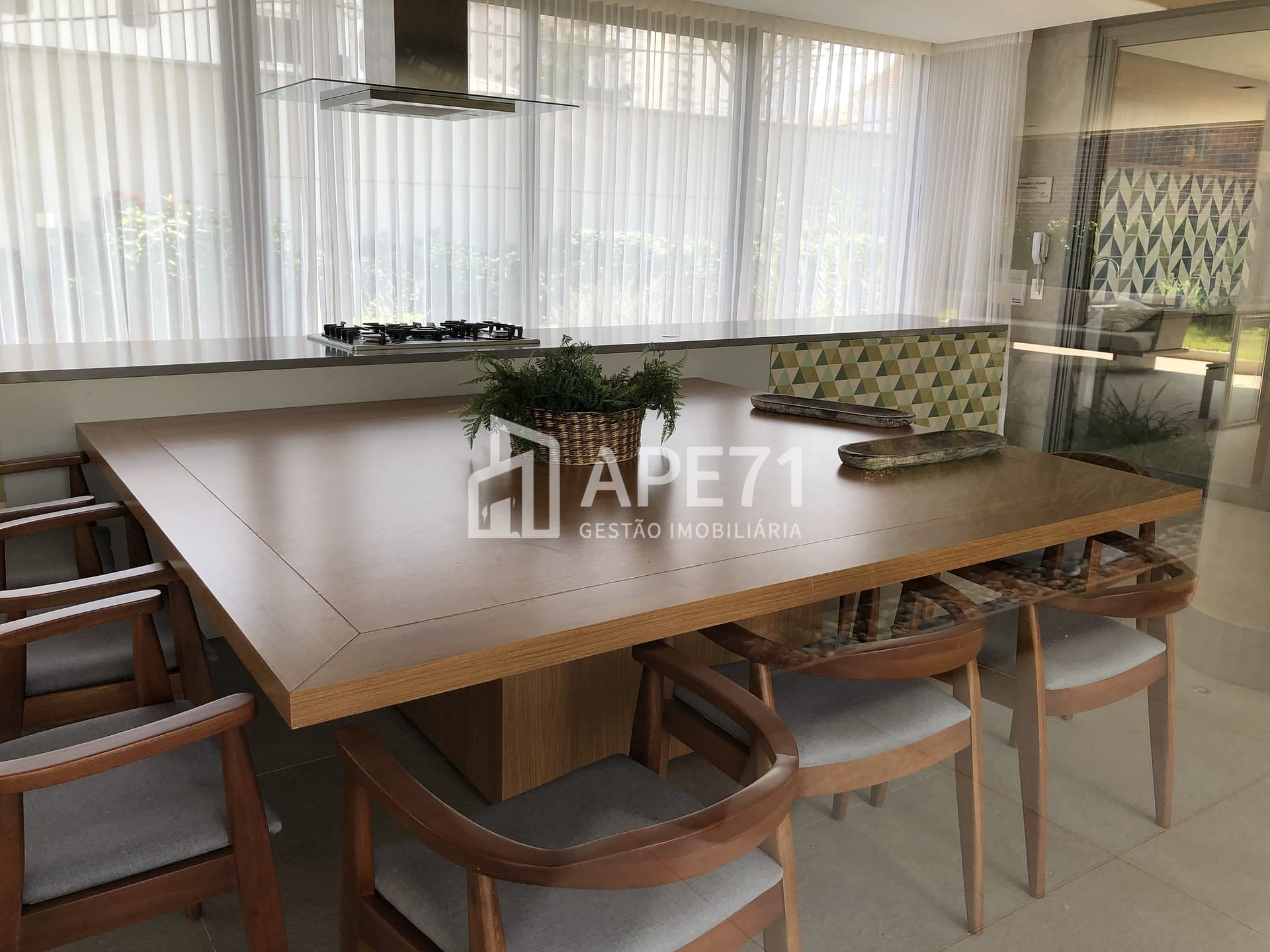 Apartamento à venda com 3 quartos, 135m² - Foto 48