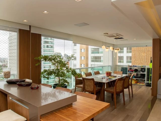 Apartamento 3 quartos e 5 banheiros, à venda, no bairro Campo Belo em São Paulo