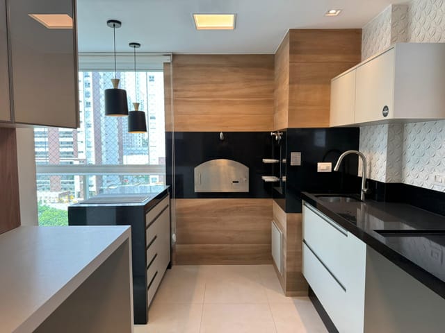 Apartamento com 262m² 3 quartos e 5 banheiros, para alugar, no bairro Gleba Palhano em Londrina