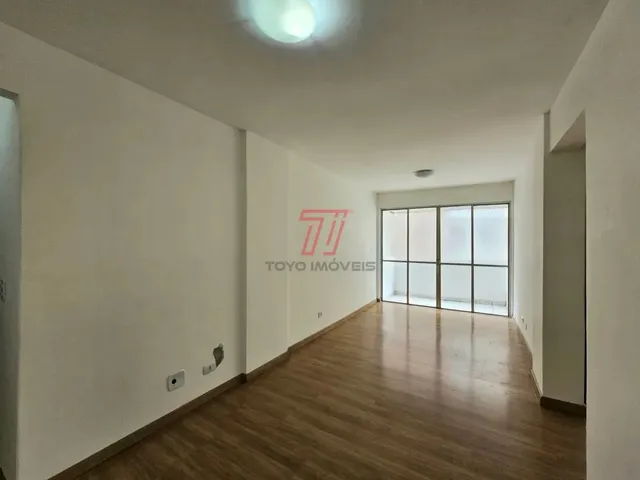 Apartamento 2 quartos e 2 banheiros, para alugar, no bairro Portão em Curitiba