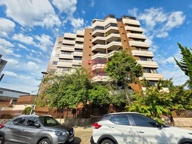 Apartamento 3 quartos e 3 banheiros, à venda, no bairro Alto da Glória em Curitiba