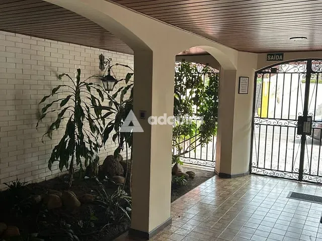Apartamento com 201m² 3 quartos e 2 banheiros, à venda, no bairro Centro em Ponta Grossa