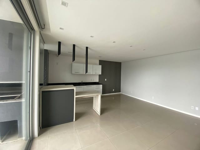 Apartamento 1 quarto e 1 banheiro, à venda, no bairro Três Vendas em Pelotas