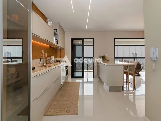 Apartamento com 252m² 3 quartos e 3 banheiros, à venda, no bairro Estrela em Ponta Grossa