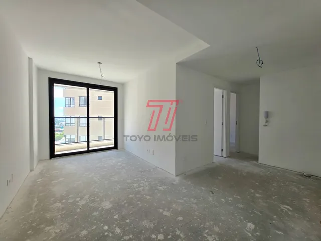 Apartamento 2 quartos e 1 banheiro, à venda, no bairro Cristo Rei em Curitiba