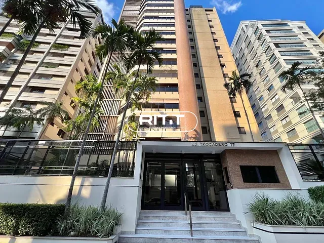 Apartamento com 331m² 5 quartos e 6 banheiros, à venda, no bairro Cambuí em Campinas