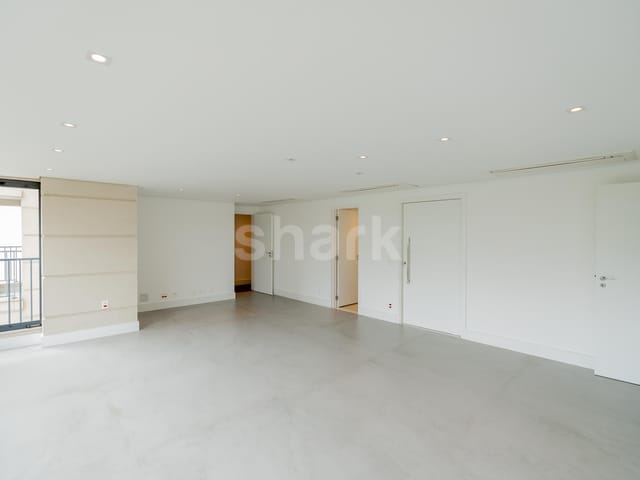 Apartamento 3 quartos e 4 banheiros, para alugar, no bairro Vila Nova Conceição em São Paulo