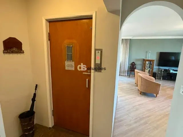 Apartamento 4 quartos e 4 banheiros, à venda, no bairro Jardim Europa em São Paulo