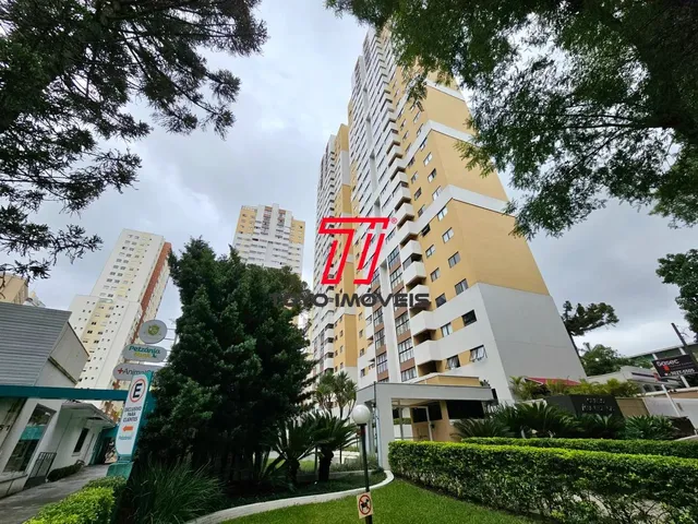 Apartamento 3 quartos e 2 banheiros, para alugar, no bairro Água Verde em Curitiba