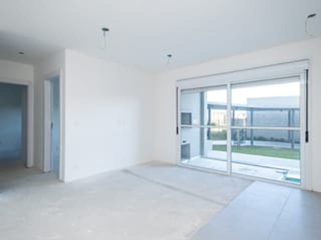 Apartamento 2 quartos e 2 banheiros, à venda, no bairro Areal em Pelotas