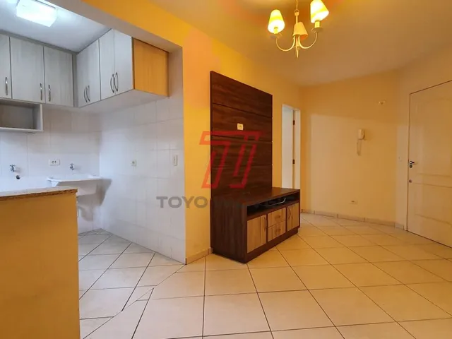 Apartamento 1 quarto e 1 banheiro, para alugar, no bairro Portão em Curitiba