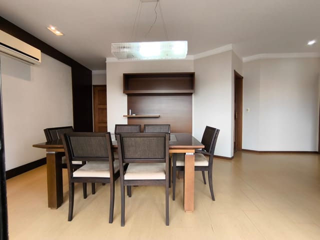 Apartamento com 167m² 3 quartos e 2 banheiros, à venda, no bairro Judith em Londrina