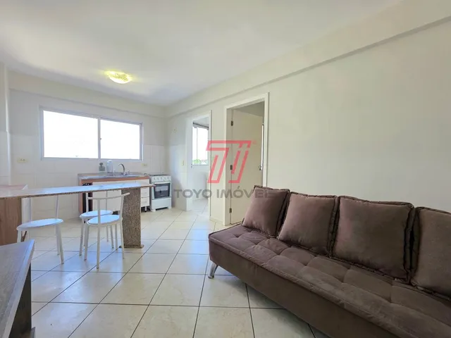 Apartamento 1 quarto e 1 banheiro, para alugar, no bairro Portão em Curitiba