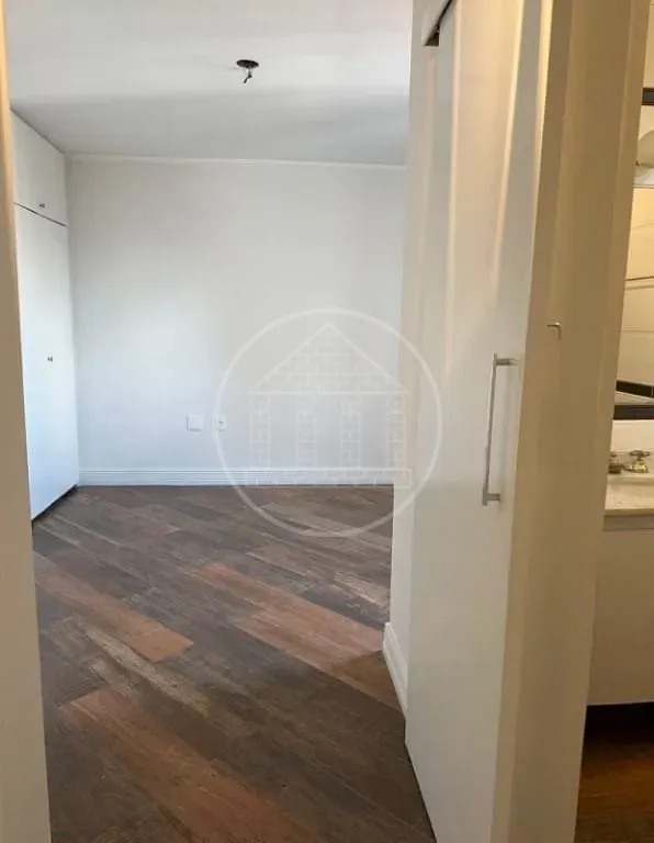Apartamento, 4 quartos, 250 m² - Foto 27