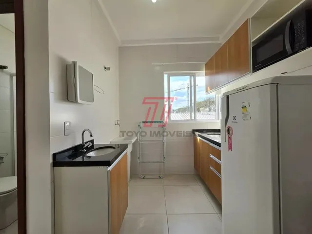 Apartamento 1 quarto e 1 banheiro, para alugar, no bairro Rebouças em Curitiba
