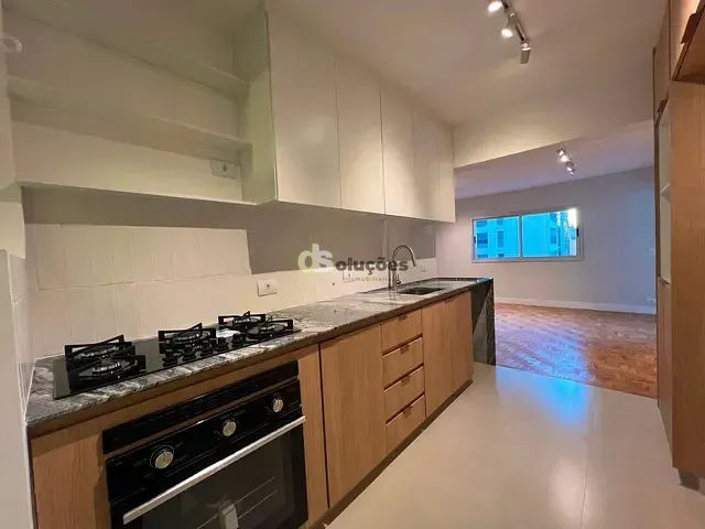 Apartamento 3 quartos e 3 banheiros, à venda, no bairro Moema em São Paulo