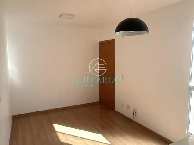 Apartamento com 55m² 2 quartos e 1 banheiro, para alugar, no bairro Gleba Esperança em Londrina