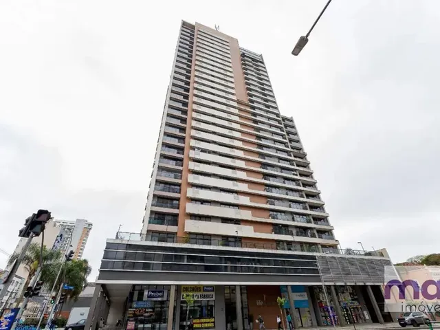 Apartamento 1 quarto e 1 banheiro, para alugar, no bairro Centro em Curitiba