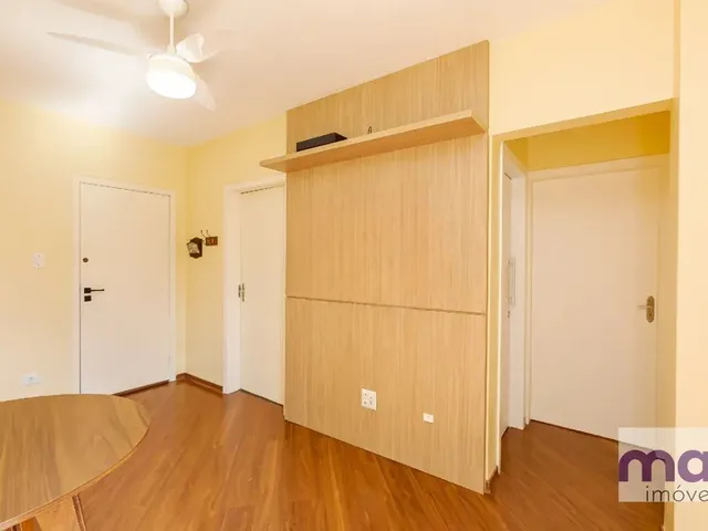 Apartamento com 71m² 2 quartos e 1 banheiro, para alugar, no bairro Água Verde em Curitiba