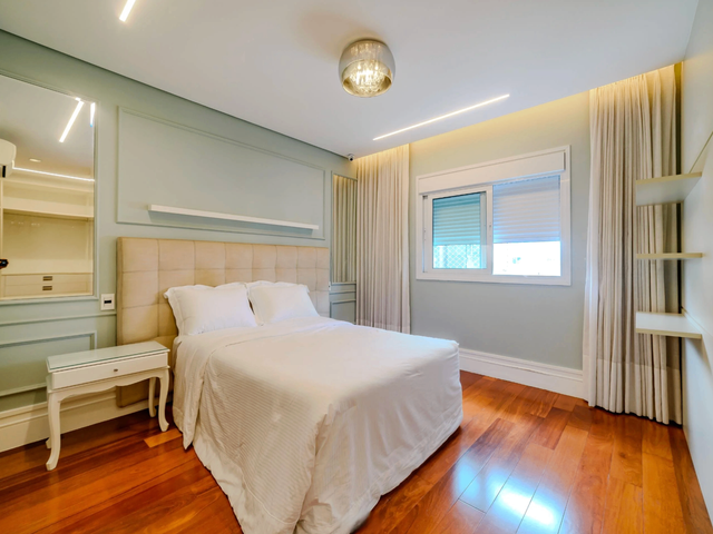 Apartamento com 235m² 4 quartos e 5 banheiros, à venda, no bairro Itaim Bibi em São Paulo