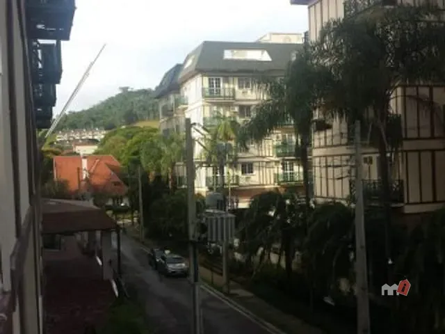 Apartamento à venda, no bairro Itaipava em Petrópolis