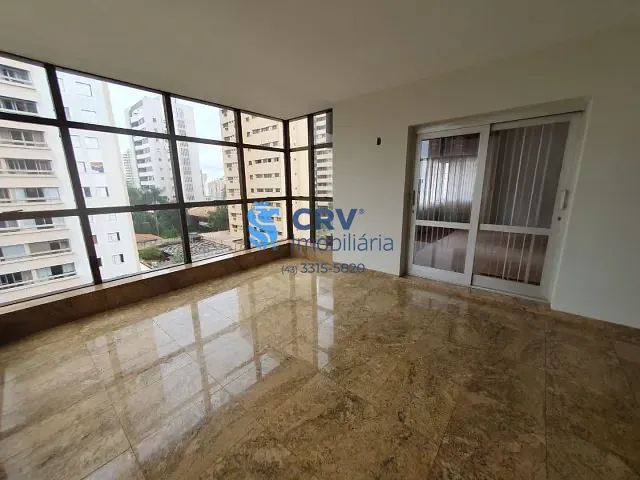 Apartamento com 454m² 4 quartos e 2 banheiros, à venda, no bairro Centro em Londrina