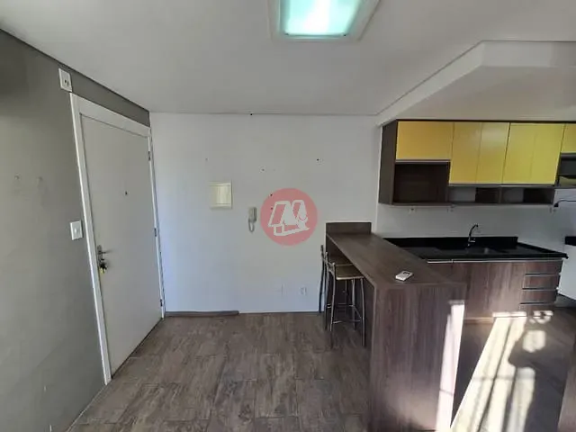 Apartamento 2 quartos e 1 banheiro, à venda, no bairro Glória em Porto Alegre
