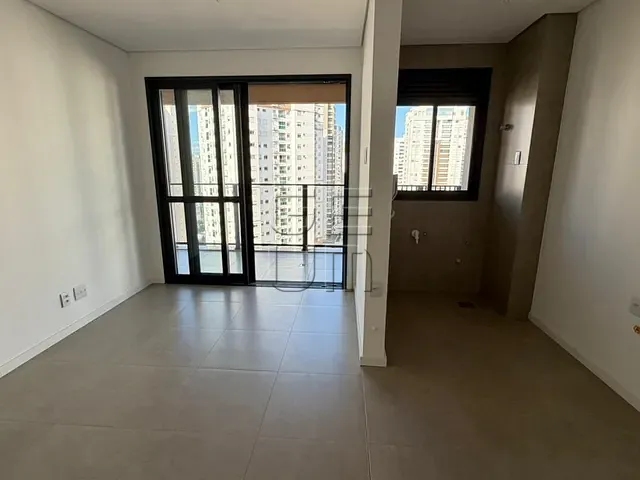 Apartamento 3 quartos e 2 banheiros, à venda, no bairro Santa Rosa em Londrina