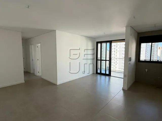 Apartamento 3 quartos e 2 banheiros, à venda, no bairro Santa Rosa em Londrina