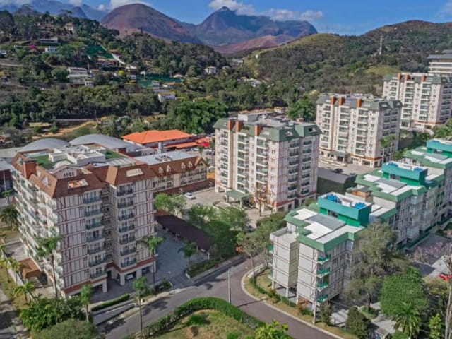 Apartamento à venda, no bairro Itaipava em Petrópolis