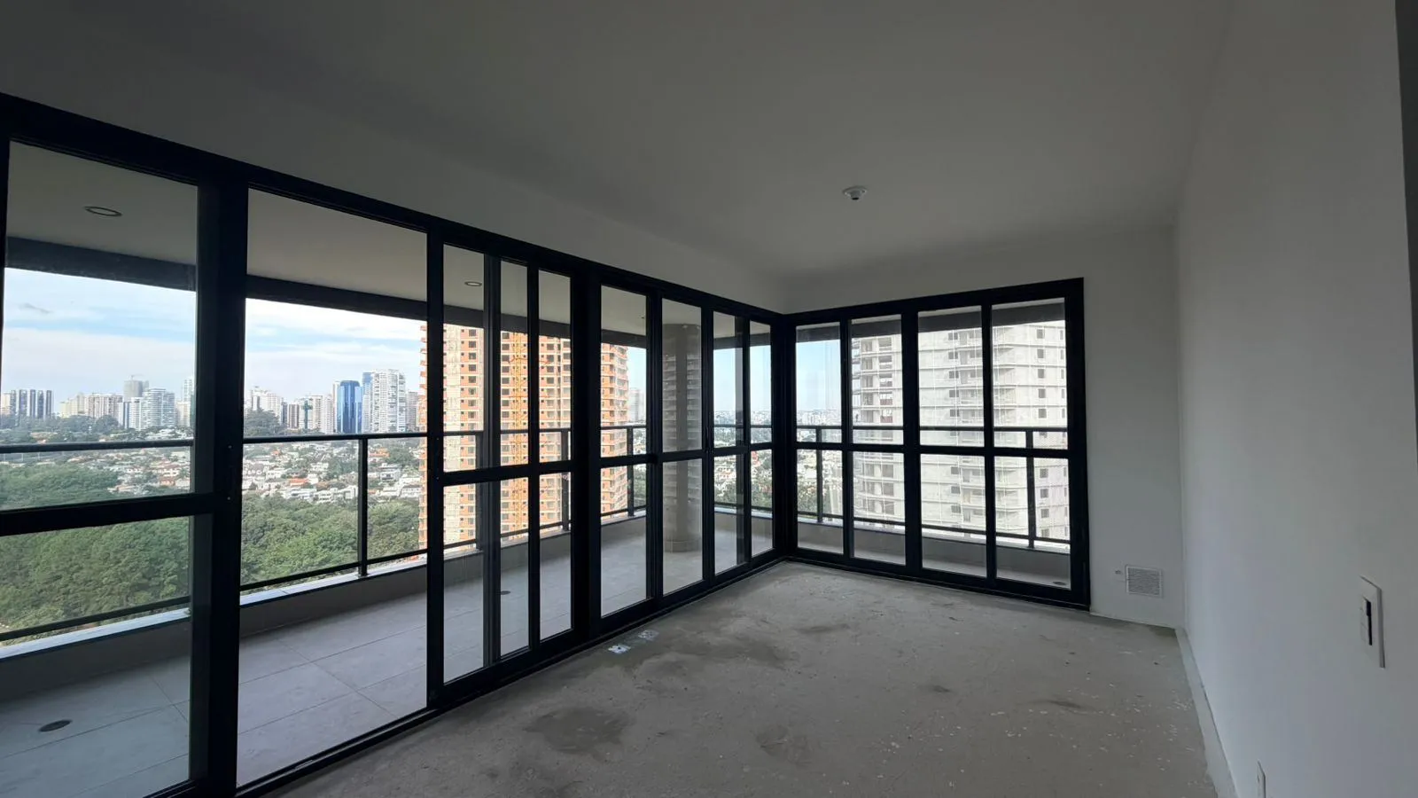 Apartamento em Alphagran Alphaville — foto 1