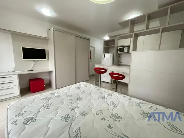 Apartamento 1 quarto e 1 banheiro, à venda, no bairro Centro em Curitiba
