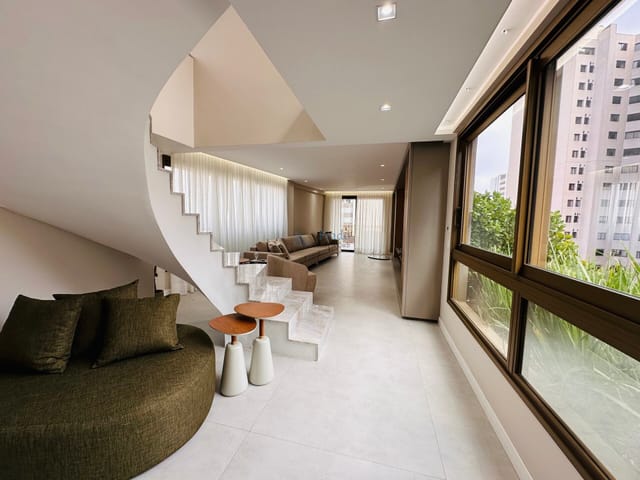 Apartamento com 470m² 3 quartos e 5 banheiros, à venda, no bairro Água Verde em Curitiba