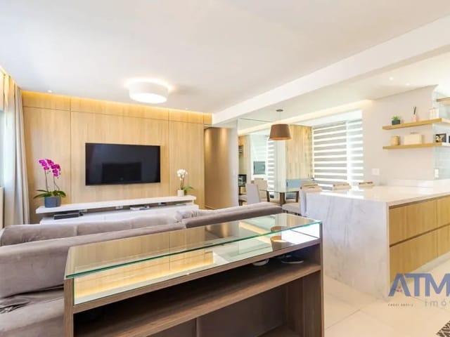 Apartamento 3 quartos e 2 banheiros, à venda, no bairro Santa Quitéria em Curitiba