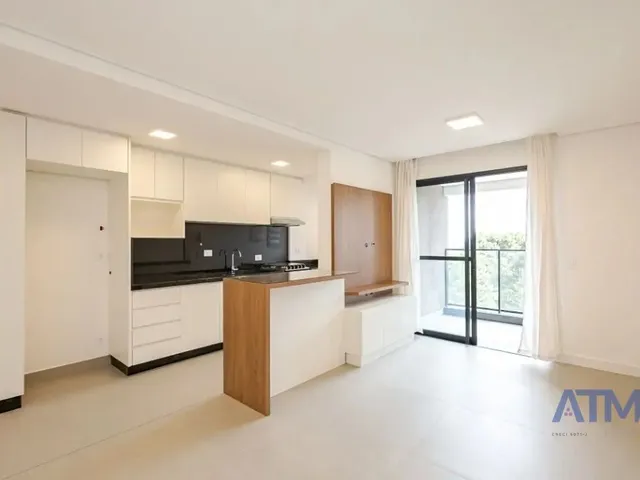 Apartamento 2 quartos e 2 banheiros, para alugar, no bairro Ecoville em Curitiba