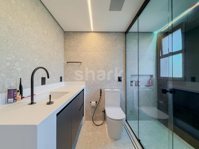 Apartamento com 152m² 2 quartos e 2 banheiros, à venda ou para alugar, no bairro Vila Olímpia em São Paulo