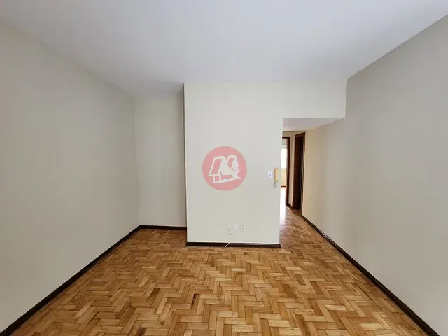 Apartamento com 75m² 2 quartos e 1 banheiro, à venda, no bairro Independência em Porto Alegre