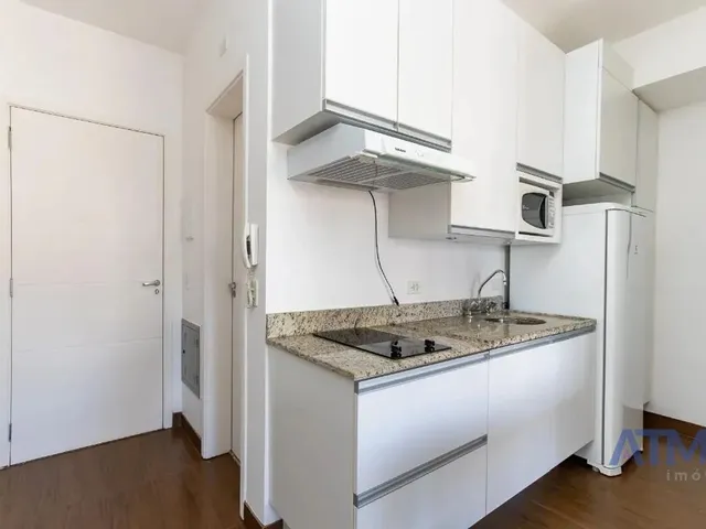 Apartamento 1 quarto e 1 banheiro, à venda ou para alugar, no bairro Centro em Curitiba