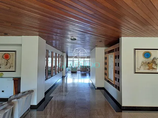 Apartamento com 175m² 3 quartos e 2 banheiros, à venda, no bairro Centro em Londrina