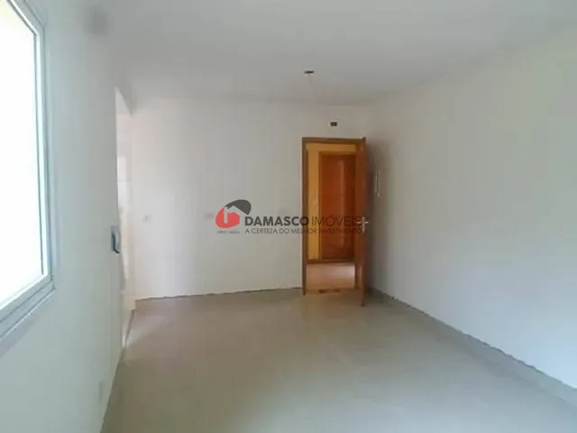 Apartamento 2 quartos e 1 banheiro, à venda, no bairro Vila Valparaíso em Santo André