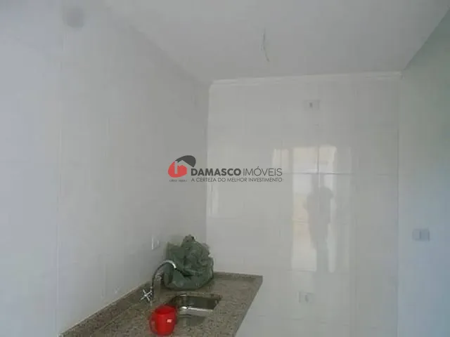 Apartamento 2 quartos e 1 banheiro, à venda, no bairro Vila Valparaíso em Santo André