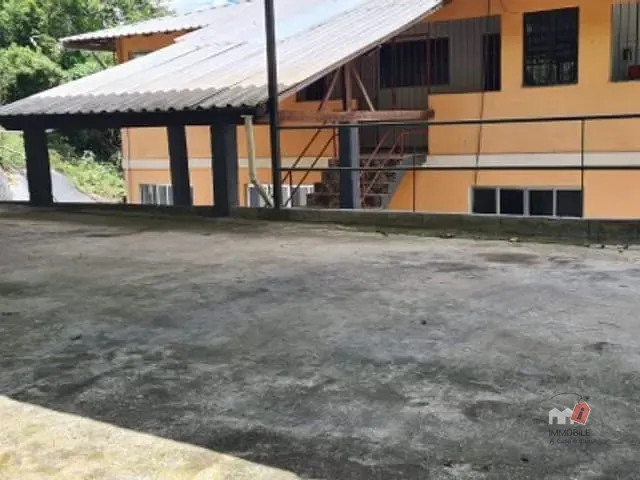 Apartamento à venda, no bairro Duarte Silveira em Petrópolis