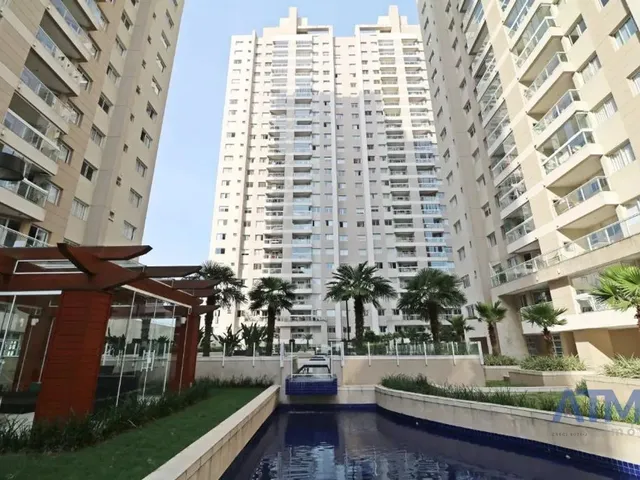 Apartamento 3 quartos e 2 banheiros, para alugar, no bairro Portão em Curitiba